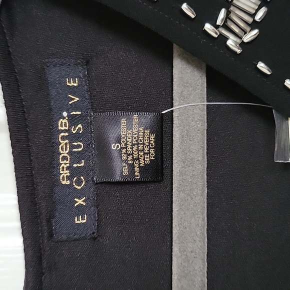 Dress - Picture 5 of 6